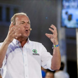 Monago gasta a manos llenas lo que ya no es suyo: millones de contratas justo antes de que ‘le echen’