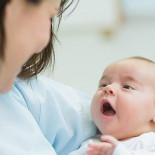 ¿Por qué en EE.UU. las mujeres pierden su sueldo si se toman la baja de maternidad?