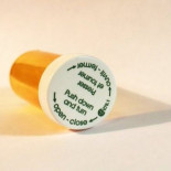 El pediatra que inventó el tapón de seguridad para medicamentos y salvó la vida a miles de niños