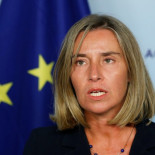 La UE advierte a EE.UU. que pondrá fin al bloqueo "obsoleto e ilegal" contra Cuba