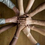 El suicidio en cifras  Cada año entre 3.600 y 3.700 personas se suicidan en España