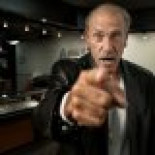 BREAKING NEWS: Ha quedado con la chica