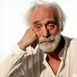 Hemeroteca: "A la luz de los titulares, solo queda escuchar a Krahe." (Juan Gómez Jurado).