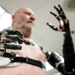 Un enfoque biónico para las prótesis controladas mediante pensamiento [ENG]