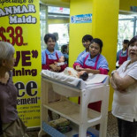 Esclavitud moderna: un centro comercial de Singapur "vende" empleadas domésticas (ENG)