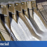 El acuerdo Gobierno-Podemos incluye un hachazo al beneficio extra de las eléctricas