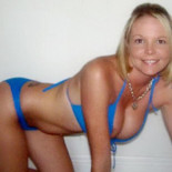 Profesora que perdió su trabajo por llevar bikini es ahora una estrella porno [eng]