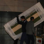 Desalojos y calles cortadas: la operación de traslado del tesoro de Sijena empezó de madrugada