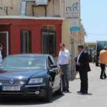 El alcalde utilizó el coche oficial para 300 metros