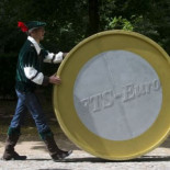 Cuarenta parlamentarios españoles piden la aplicación de la tasa Robin Hood