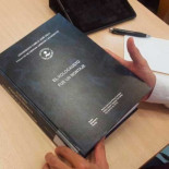 La tesis de Sánchez “El Holocausto fue un montaje” ya está disponible en Internet