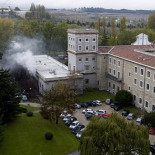 ETA amenaza con más atentandos hasta 'sentar de nuevo' al Gobierno para negociar