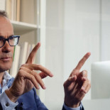 En 2015 las élites veían con terror la llegada de Podemos al Gobierno y toman una decisión para evitarlo