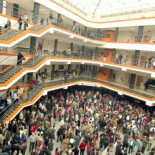 Dos estudiantes detenidos en Somoaguas (UCM)