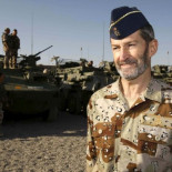 Podemos ficha al JEMAD de Zapatero