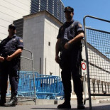 “Es ridículo tener que dar el DNI para tomarse una caña”