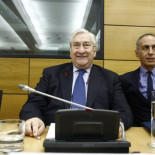 Consejero de Sanidad pide perdón a Teresa Romero y su marido: "No fue mi intención ofenderla"