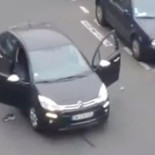 Atentado contra Charlie Hebdo: Uno de los tres sospechosos se entrega [FR]