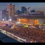Resumen de las protestas ciudadanas en Corea que han logrado expulsar a su presidente tras las tramas de corrupción