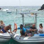 Los 'water taxi' continúan desembarcando en el Parque Natural de la isla de Lobos y se extiende la polémica