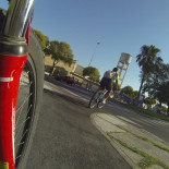 Condenan a un ciclista por cruzar un paso de peatones e impactar contra un turismo