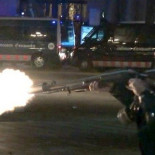 Batalla campal en Barcelona al final de la huelga general