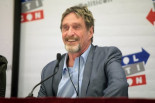 Encuentran muerto al magnate norte americano John McAfee en la prisión de Brians 2 [CAT]