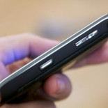 Excluir de las encuestas preelectorales a quienes solo tienen móvil sobrestima el voto de la derecha