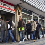 EPA 2T 2017: El número de parados baja en 340.700 personas y deja la tasa en el 17,22%