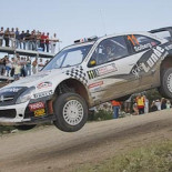El piloto de rallies Petter Solberg salva a dos personas de morir ahogadas