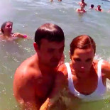 El vídeo de una chica usando un pato como arma en la Empaitada d'ànecs de Roses se hace viral [CAT]