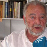 Julio Anguita y otras 200 personas denuncian la inmatriculación de la Plaza del Triunfo en Córdoba