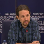 Pablo Iglesias: “Aguirre ha entregado lo público para que se forren sus amigos”