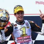 Márquez se proclama campeón y Espargaró gana con brillantez