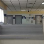 Atacan y pintan la sede de Izquierda Unida en Las Mesas con simbología nazi