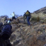 Policías matan a tiros a un indigente acampado a las afueras de una ciudad de Estados Unidos