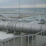 Tepco publica imágenes del tsunami en el momento del impacto contra la central de Fukushima