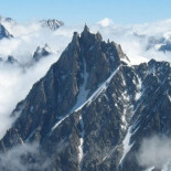 Chamonix prohibe el salto BASE con traje de alas