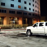 La venganza de los Tesla remolcadores: no hay coche que pueda bloquear una recarga