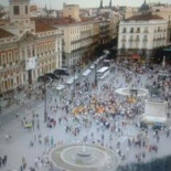Apabullante apoyo popular a la monarquía en la concentración de Sol y en otras plazas del país.(Streaming y fotos)