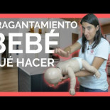 Dos maniobras para salvar a tu bebé de un atragantamiento