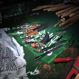 Israel publica imagenes sobre las armas "encontradas" en la flotilla [ENG]