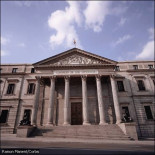 Preguntas y reflexiones para la policía española