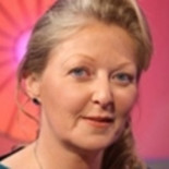 Un ex trabajador de 'Más allá de la vida' denuncia que el show de Anne Germain es una estafa