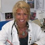 El curandero Pamies modifica las propiedades de la planta que le habría "curado".