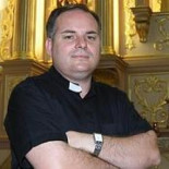 Destituyen al cura de Churra tras la difusión de unas fotos de contenido sexual