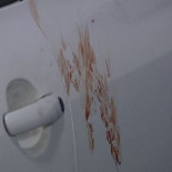 Un taxista de Mostoles, a punto de ser degollado por dos clientes, empotra su coche para salvarse