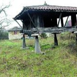 Desmantelan "de forma misteriosa", por piezas y en los últimos meses, un hórreo de más de 200 años