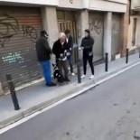 Un ciudadano evita que roben por el método de la paloma a un hombre mayor (CAT)