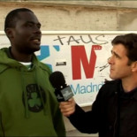 "Rajoy gobierna como Dios manda. Conseguir la tarjeta sanitaria es un calvario" - El Intermedio